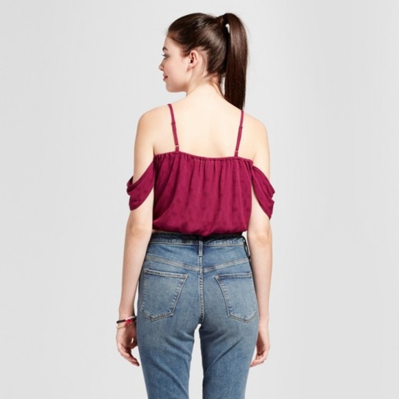 NEW Red Cold-Shoulder Surplice Crop Top [B6] - Picture 2 of 7